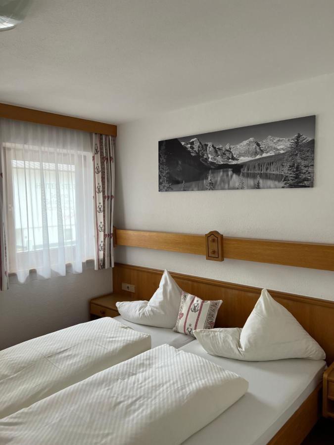 Hotel Pension Siggi ザンクト・レオンハルト・イム・ピッツタール エクステリア 写真